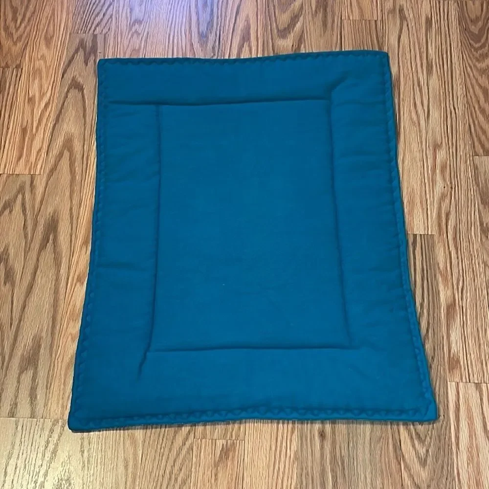 Dog Pet Cat Mat/Bed, Green Teal Turtles, 18 x 24